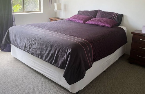 Bellara Wohnung | LAZY DAZE - Relaxing 2 bedroom ground floor unit!