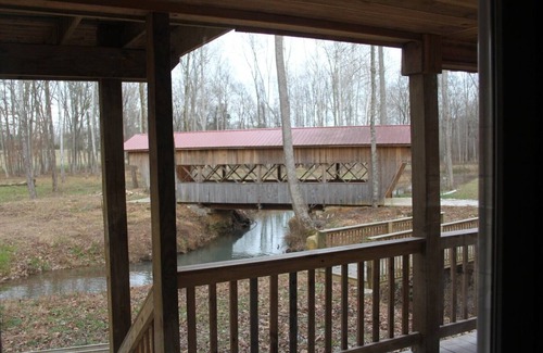 Joppa Haus | Lazy G Cabin #3 Creek Side Cabin