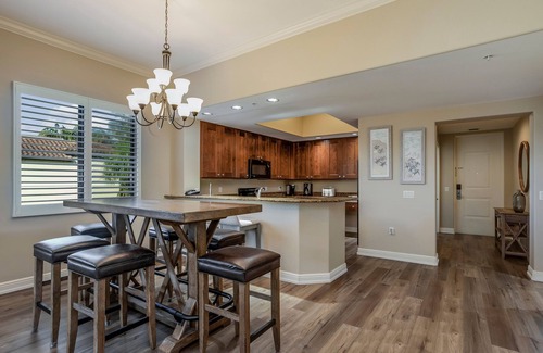 Naples Hütte | Lazy River, 4 Pools, 5th Ave Resort, Your Personal Oasis, Walk to 5th Ave shops