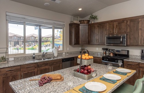 Santa Clara Haus | Southern Utah Getaway - für 26 Personen - Zion, Bootfahren, Las Vegas, St. George Temple