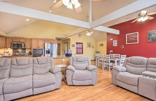 Warsaw Haus | 'Lazy RS Lakehouse' w/ Hot Tub & Dock in Warsaw!