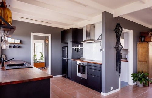 Primrose Sands Haus | 'Lazy Susan's' Waterfront Shack