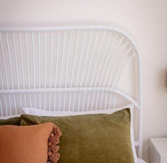 Primrose Sands Haus | 'Lazy Susan's' Waterfront Shack