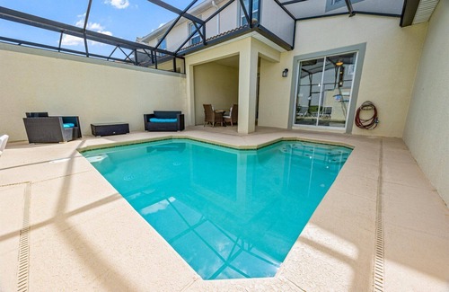 Kissimmee Haus | LBL4837 Summary: tore