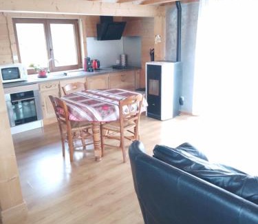 Cernans Skihütte | Le Chalet des Comtois