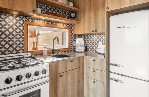 Lac Beauport Kabine | Le Chamonix : Tiny house in nature (CITQ : 310190)