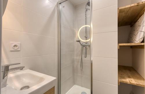 Bobigny Wohnung | Le Colbert - Appt moderne pour 4 voyageurs