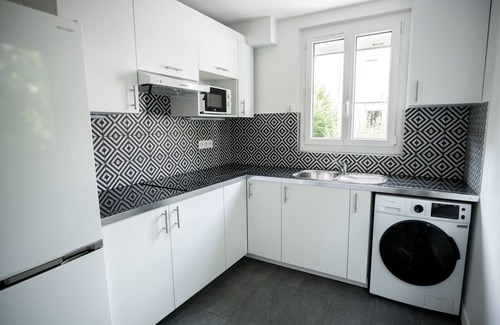 Vitry-sur-Seine Wohnung | Le Gite de L'arbousier. Ambiance Cosy et Idéalement Situé Pour Découvrir Paris!