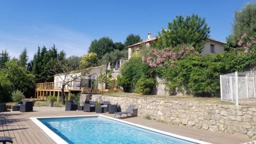 Le Rouret Haus | Le Jardin de Lucette