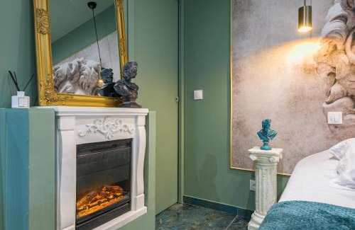 Montgeron Wohnung | Le Musée d’Aphrodite/JACUZZI