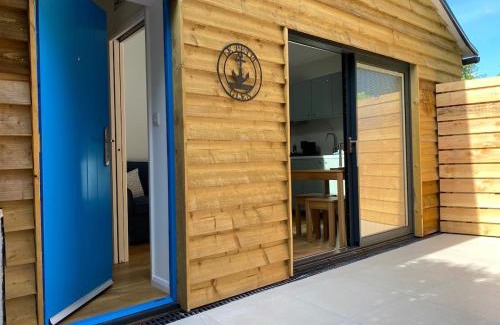 Lyme Regis Haus | Le Petit Glen Uplyme brand new accommodation