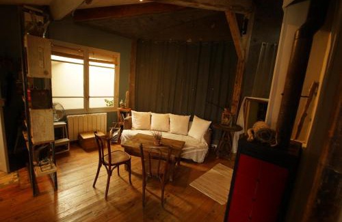 Ceret Wohnung | Le Refuge Cérétan, grand et bel appartement mansardé en plein centre