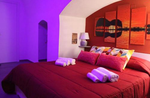 Capurso Haus | Le Segrete del pozzo 80's Room