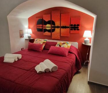 Capurso Haus | Le Segrete del pozzo 80's Room