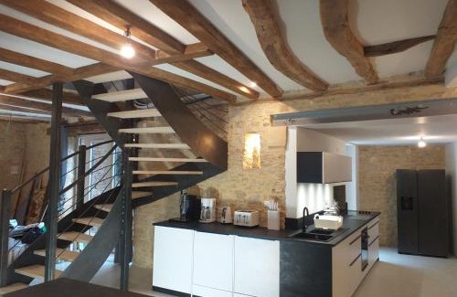 Daglan Haus | Le Sourire du Troubadour - 8 chambres - Baignade à 300 m - Salle de jeux - Poêle à bois