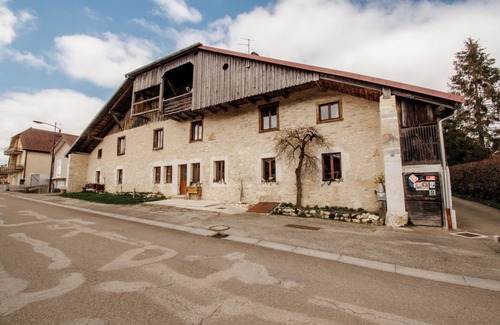 Les Hopitaux-Vieux Wohnung | Le Suchet apartment in a 1798 Comtoise farmhouse