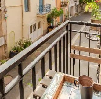 Pezenas Wohnung | "Le Transversal 1" -Balcon-Garage privé optionnel -Centre historique-Plages à 21km !