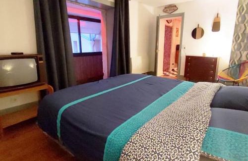 Champagnole Wohnung | LE VEGAS Logis de luxe avec salle de jeux