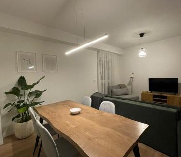 Timisoara Wohnung | Leafy Haven Hideout!
