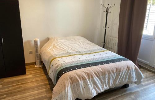 Bourg-en-Bresse Wohnung | Legend- Parking privé Gratuit- Terrasse privée- Wifi - Convert - Alimentec