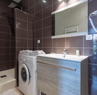 Bourg-en-Bresse Wohnung | Legend- Parking privé Gratuit- Terrasse privée- Wifi - Convert - Alimentec