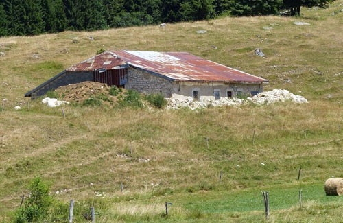 Lelex Wohnung | Lelex Monts-Jura zu vermieten Studio in Südlage