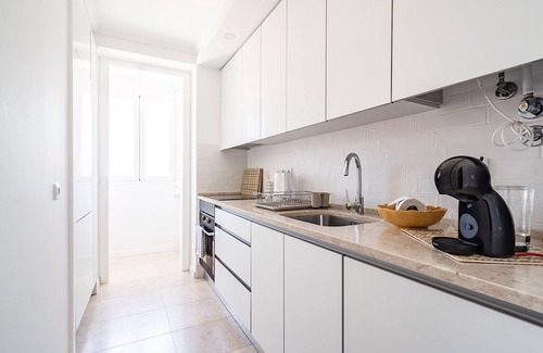 Sao Bento Wohnung | Lemongrass Duplex Apartment, WiFi, Lisbon !New!