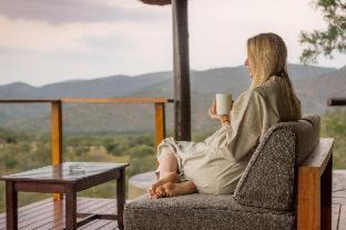 Jozini Kabine | Leopard Mountain Safari Lodge