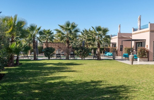 Oulad Hassoune Villa | LES IRIS