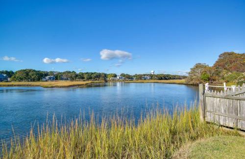 Dennis Port Haus | Less Than 1 Mi to Beaches Classic Cape Cod Cottage