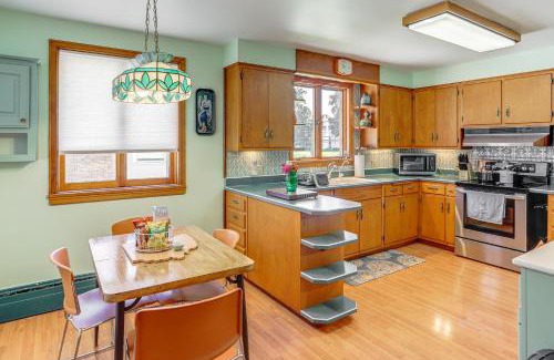 Tiffin Haus | Less Than 1 Mi to Dtwn Tiffin Home with Outdoor Space!