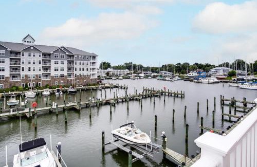 Cambridge Haus | Less Than 1 Mi to Dtwn Waterfront Townhome in Cambridge!