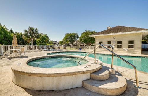 Red Hill Wohnung | Less Than 1 Mi to Legends Golf Resort Condo with Pool!
