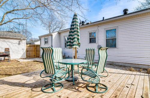 Lincoln Haus | Less Than 1 Mi to Route 66 Home with Large Yard!