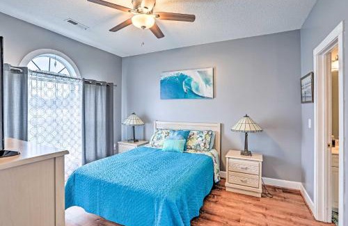 Central Myrtle Beach Wohnung | Less Than 2 Mi to Coast Condo with Pool in Myrtle Beach