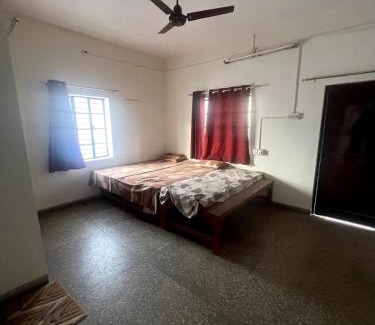 Pilani Wohnung | Less than 500m from BITS Campus