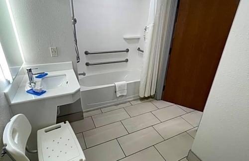 Las Vegas Wohnung | Less than a minutes’ drive from Interstate 25, this Las Vegas .