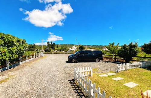 Hengchun Bed & Breakfast | Let's Play B&B 七桃旅宿VS在南灣放空