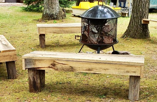 Lewiston Hütte | Lewiston's Best Location with views of East Twin Lake