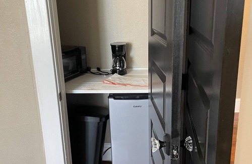 Walnut Street Haus | Lg Historic. 2 bulk MSU. Hammond. OTC. Downtown close