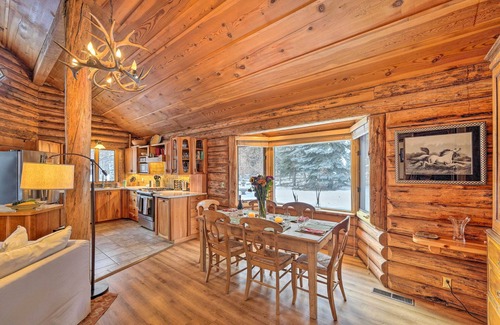 Hailey Haus | Life on Easy Street w/ Hot Tub: 7 Mi to Dwtn!