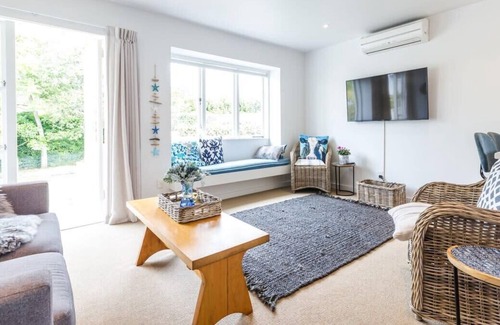 Remuera Haus | Newly Renovated 3 Bedroom Villa in Remuera