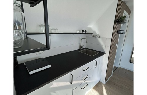 Alt-Muhlburg Wohnung | Light-filled top-floor studio in Karlsruhe-Mühlburg - APOLONIAliving