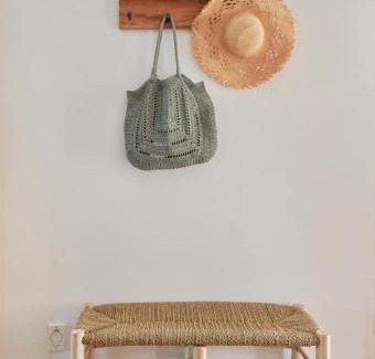 Local da Parvoice Wohnung | Lightful Refuge on the River Front, By TimeCooler