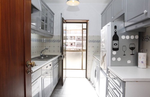 Cascais Wohnung | Atemberaubende und geräumige Wohnung in Guia - Cascais