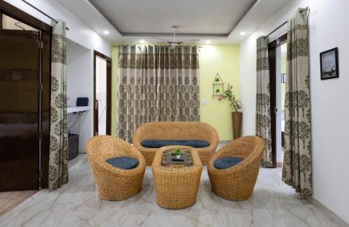 Rishikesh Wohnung | Lily 3BHK by Wabi Sabi Stays with Private Balcony