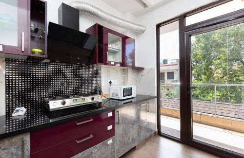 Rishikesh Wohnung | Lily 3BHK by Wabi Sabi Stays with Private Balcony