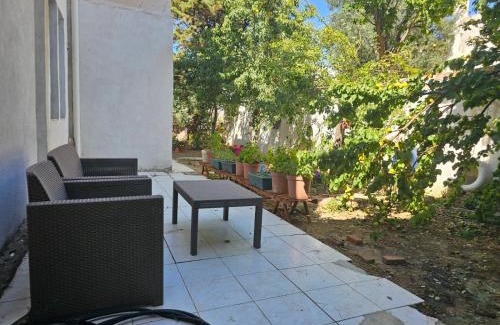 Gokceada Wohnung | Lily Guest House with Amazing View House with Garden