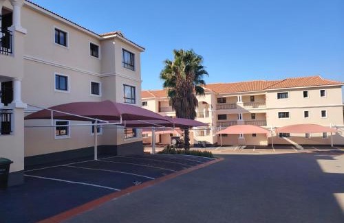 Rustenburg Wohnung | Lily Park Complex , Self-Catering