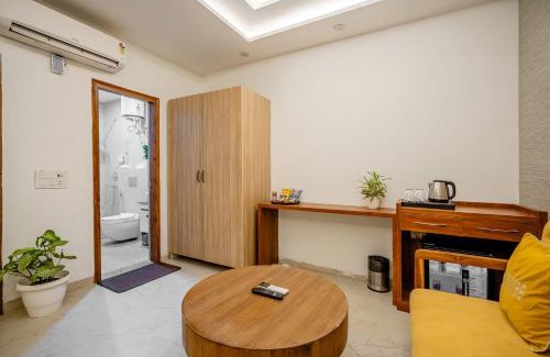Greater Noida Wohnung | Lime Tree 3BHK Service Apartment Near India Expo Mart Greater Noida